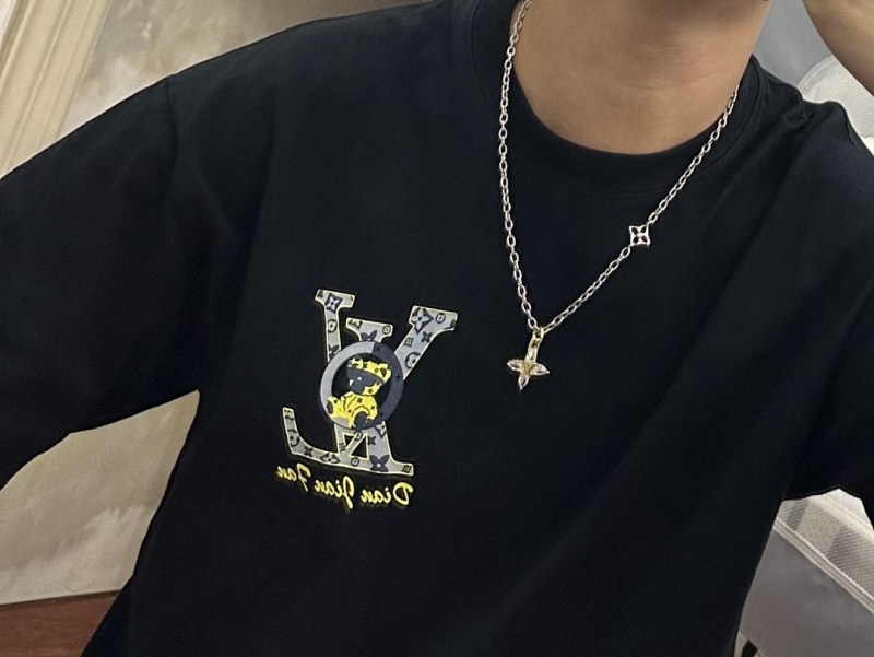 LV Necklaces